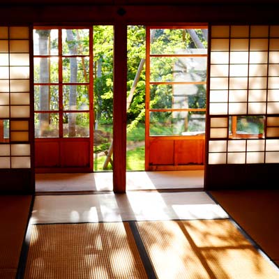 三宅産業の空き家買取サービスは、面倒な手続きも全て代行するので安心